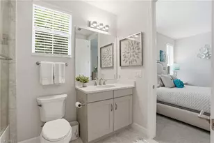8066 Signature Club Cir, Naples, FL 34113 - Photo 31