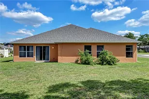 18330 Beauty Berry Ct, Lehigh Acres, FL 33972 - Photo 33