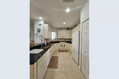 1405 Sweetwater Cv #204, Naples, FL 34110 - Photo 9