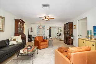 1201 Solana Rd, Naples, FL 34103 - Photo 9