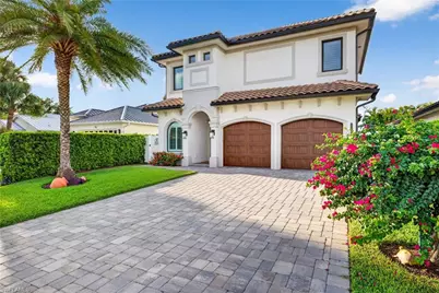 519 97th Ave N, Naples, FL 34108 - Photo 7