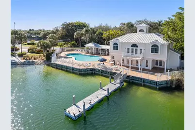 2662 Aft Ave, Naples, FL 34109 - Photo 39