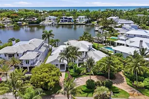 1870 4th St S, Naples, FL 34102 - Photo 1