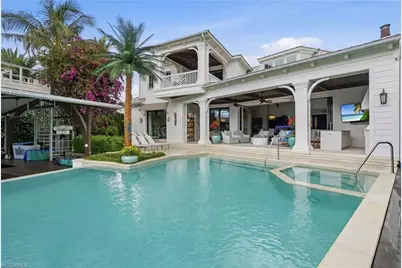 1870 4th St S, Naples, FL 34102 - Photo 35