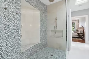 1870 4th St S, Naples, FL 34102 - Photo 19