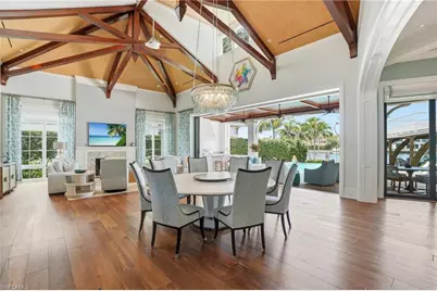 1870 4th St S, Naples, FL 34102 - Photo 9