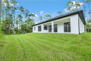 3765 16th Ave SE, Naples, FL 34117 - Photo 5