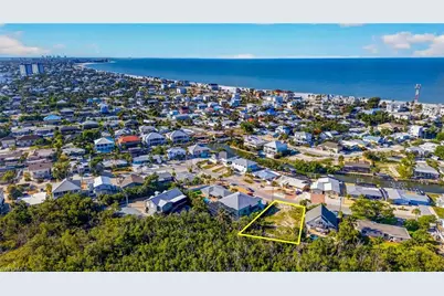 311 Donora Blvd, Fort Myers Beach, FL 33931 - Photo 11