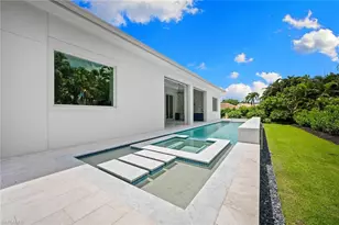 623 Park Shore Dr, Naples, FL 34103 - Photo 43