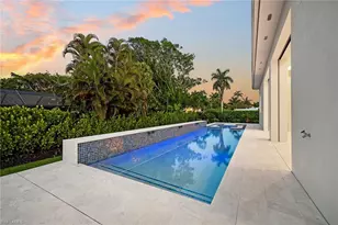 623 Park Shore Dr, Naples, FL 34103 - Photo 45