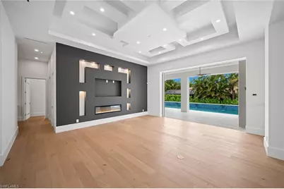 623 Park Shore Dr, Naples, FL 34103 - Photo 13