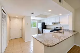 2385 Naples Trace Cir, Naples, FL 34109 - Photo 5
