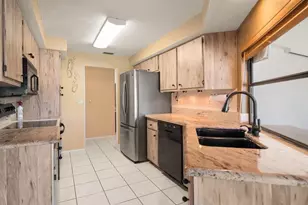 2428 Duchess Ct, Naples, FL 34112 - Photo 15