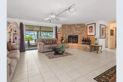 2428 Duchess Ct, Naples, FL 34112 - Photo 9