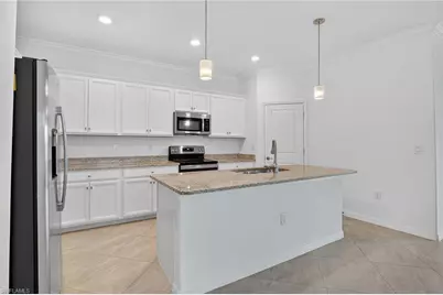 2126 Hamlin St, Naples, FL 34120 - Photo 9