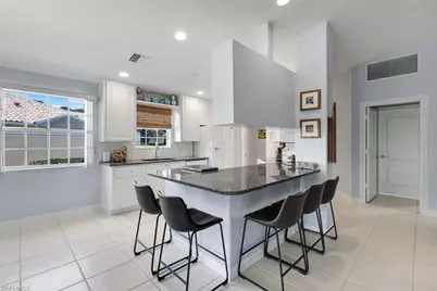 3343 Cayman Ln, Naples, FL 34119 - Photo 13