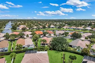 3343 Cayman Ln, Naples, FL 34119 - Photo 29