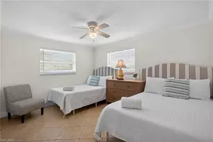 559 105th Ave N, Naples, FL 34108 - Photo 9