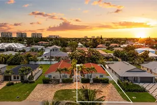 563 105th Ave N, Naples, FL 34108 - Photo 3