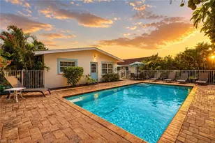 563 105th Ave N, Naples, FL 34108 - Photo 1