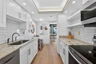 2400 Gulf Shore Blvd N, Naples, FL 34103 - Photo 9