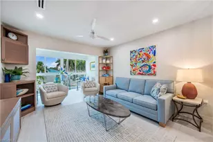 1021 3rd St S, Naples, FL 34102 - Photo 5