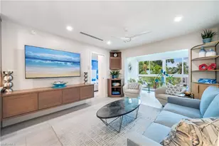 1021 3rd St S, Naples, FL 34102 - Photo 3