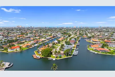 1688 Villa Ct, Marco Island, FL 34145 - Photo 3