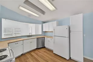 7 Galleon Way, Fort Myers Beach, FL 33931 - Photo 7