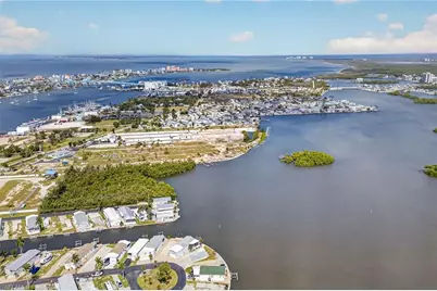 7 Galleon Way, Fort Myers Beach, FL 33931 - Photo 33