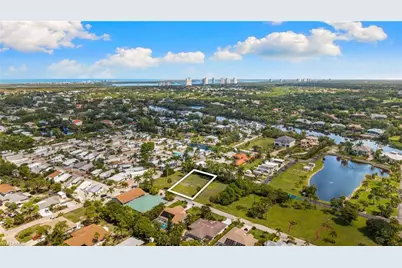3116 Pine Tree Dr, Bonita Springs, FL 34134 - Photo 5