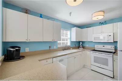 4500 Botanical Place Cir #107, Naples, FL 34112 - Photo 9