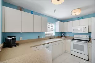 4500 Botanical Pl Cir, Naples, FL 34112 - Photo 9
