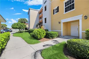 4500 Botanical Pl Cir, Naples, FL 34112 - Photo 3