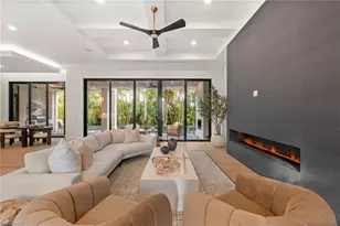 3840 Crayton Rd, Naples, FL 34103 - Photo 7