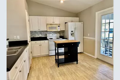 6016 Lindbrook Ave, Fort Myers, FL 33905 - Photo 11