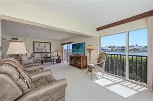 3000 Gulf Shore Blvd N, Naples, FL 34103 - Photo 3