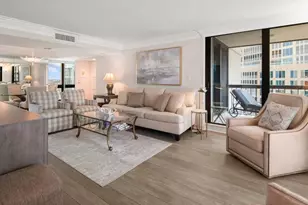 4551 Gulf Shore Blvd N, Naples, FL 34103 - Photo 9