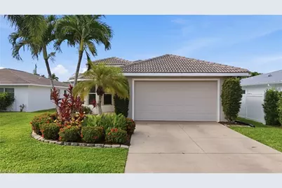 736 110th Ave N, Naples, FL 34108 - Photo 1