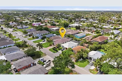 736 110th Ave N, Naples, FL 34108 - Photo 3