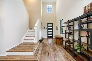 7186 Wilton Dr, Naples, FL 34109 - Photo 3