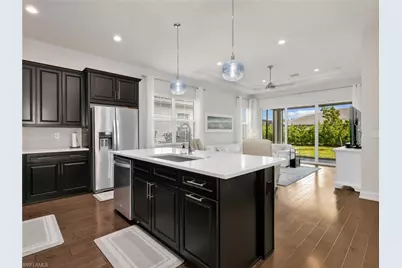 9225 Cayman Dr, Naples, FL 34114 - Photo 3