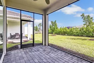9225 Cayman Dr, Naples, FL 34114 - Photo 25