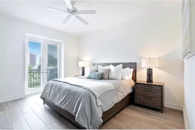 400 Flagship Dr #401, Naples, FL 34108 - Photo 9