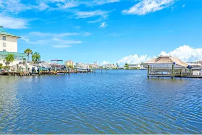 400 Flagship Dr #401, Naples, FL 34108 - Photo 19