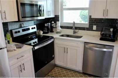 400 Forest Lakes Blvd #309, Naples, FL 34105 - Photo 5
