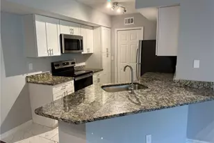 13505 Eagle Ridge Dr, Fort Myers, FL 33912 - Photo 5
