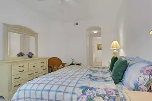 890 Eastham Way, Naples, FL 34104 - Photo 15