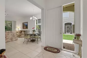 890 Eastham Way, Naples, FL 34104 - Photo 5