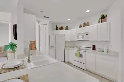 890 Eastham Way #Q102, Naples, FL 34104 - Photo 11